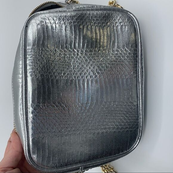 Victoria’s Secret silver metallic crossbody purse - Picture 7 of 8